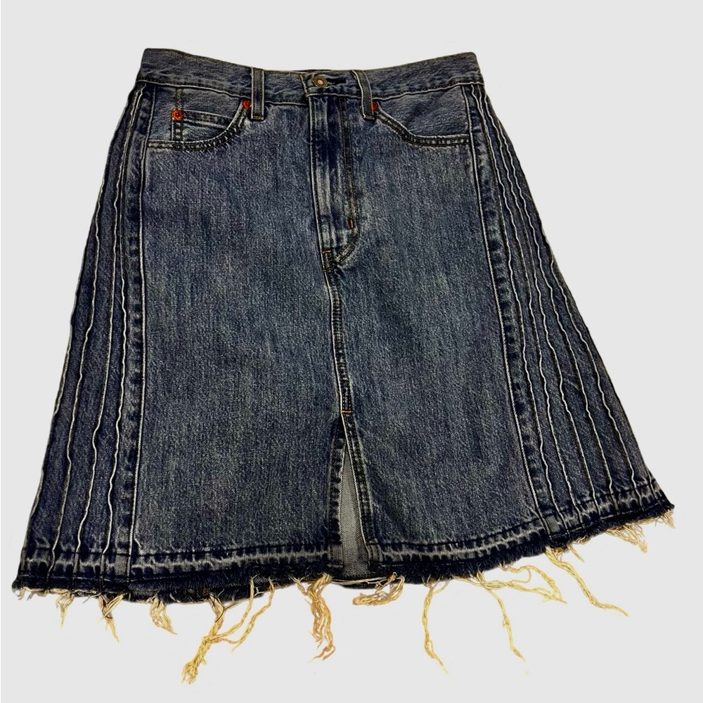 HTF LEVI'S PRIDE SKIRT Premium Denim Jean Sz S Rainbow Tab Festival Parade